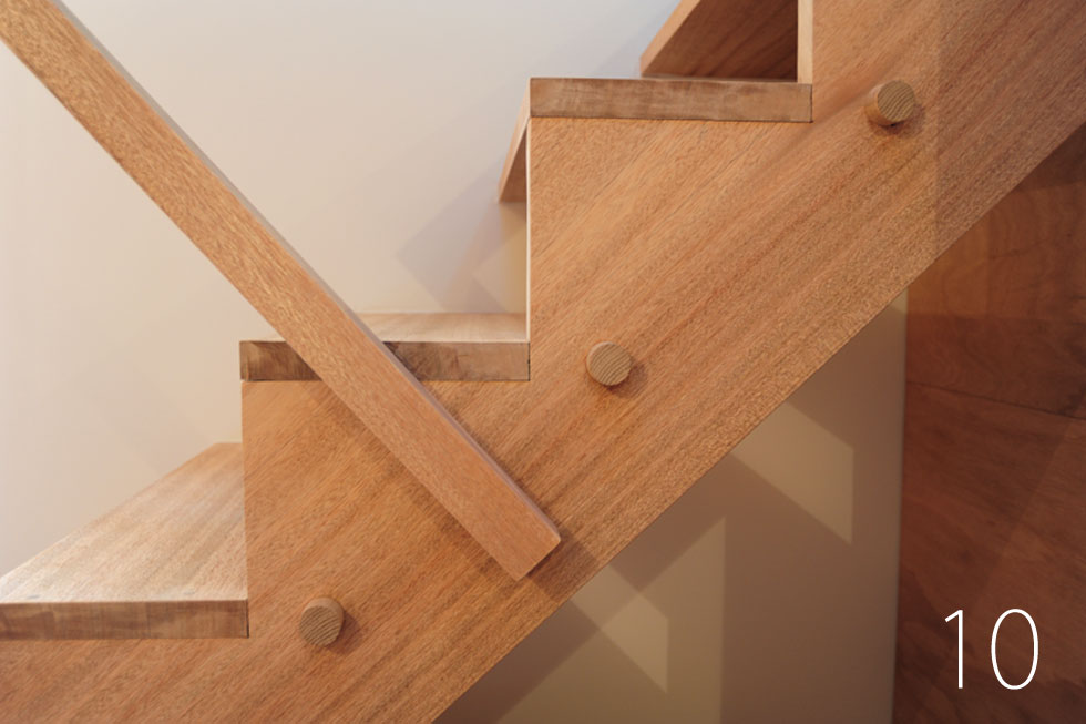 大阪　設計事務所　建築家　木製階段